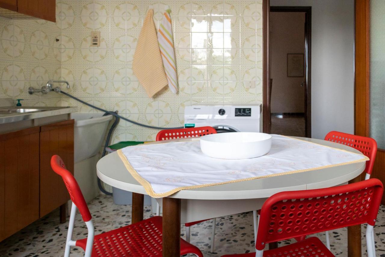 Casa Raffaela Lägenhet Modica Exteriör bild